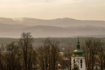Kvůli saharskému prachu platí ve třech krajích smogová situace, přetrvat může i v dalších dnech