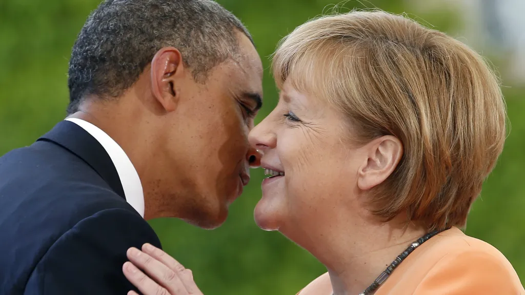 Barack Obama s Angelou Merkelovou