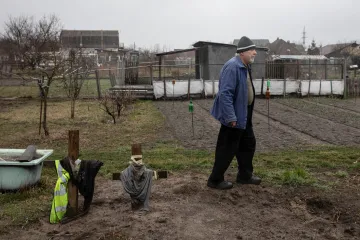 Hostomel a Borodjanka hlásí stovky mrtvých či ztracených lidí. Ostřelování pokračuje hlavně na východě