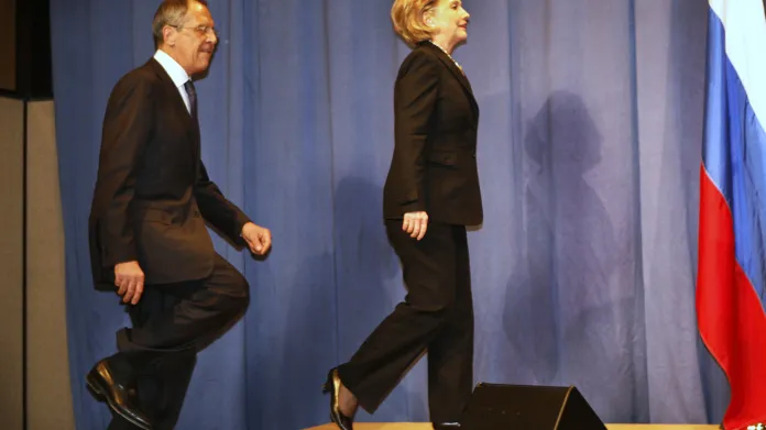 Sergej Lavrov a Hillary Clintonová
