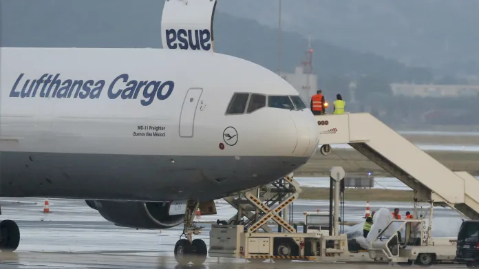 Převoz ostatků obětí nehody Germanwings