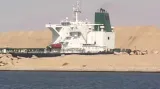 Loď v Suezském průplavu