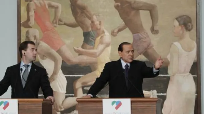 Dmitrij Medvěděv a Silvio Berlusconi