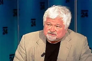 Pithart: V listopadu nebyl Havel veřejnosti vůbec znám