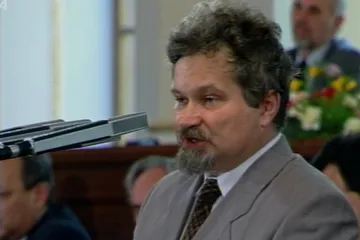 30 let zpět: Zpráva o stavu České republiky