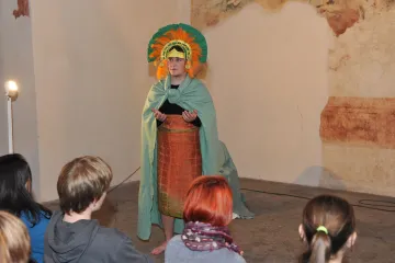 AVÍZO: Přednáška o mexických indiánech na Anglickém gymnáziu v Pardubicích