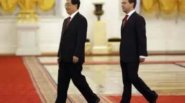 Chu Ťin-tchao a Dmitrij Medveděv