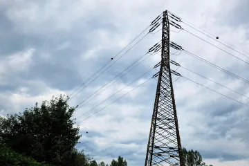 Ukrajina nadále dováží elektřinu ze Slovenska, píše Reuters