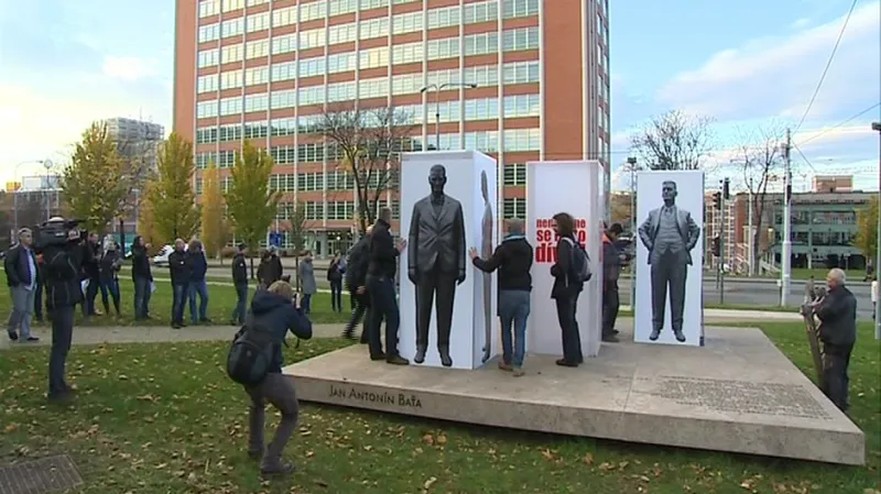 Demonstrace odpůrců koalice ve Zlínském kraji