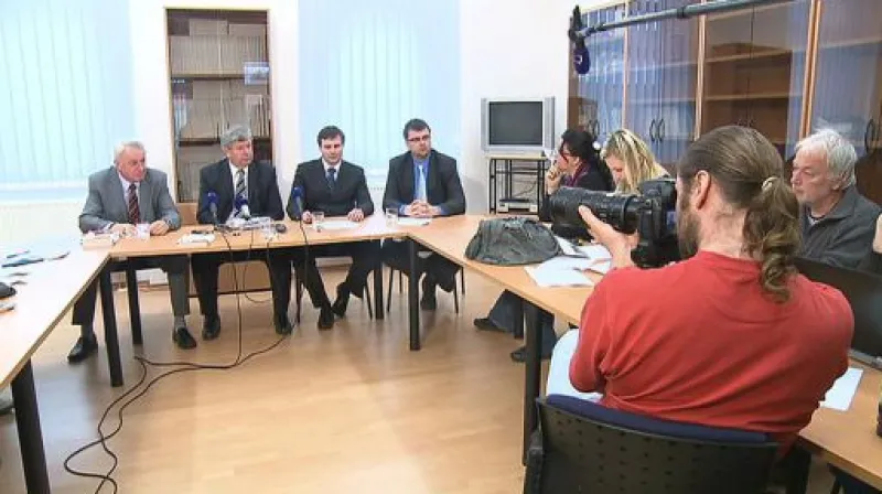 Tisková konference budějovického státního zastupitelství