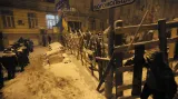 Tábor proevropských demonstrantů ve vládní čtvrti Kyjeva