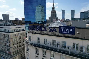Nová polská vláda činí první kroky. Chystá mimo jiné změny ve veřejnoprávních médiích