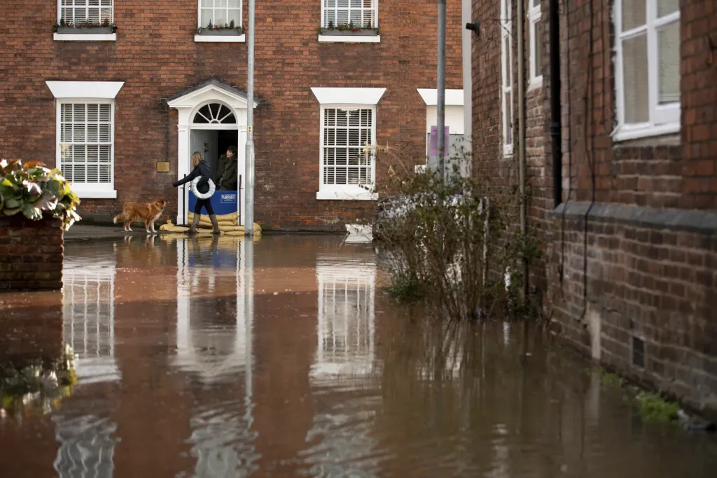Následky bouře Christoph ve Velké Británii. Fotografie ukazují povodně ve městě Bewdley, Norwich a York