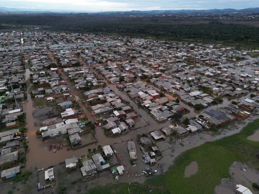 Dronový záběr zatopeného města Sao Leopoldo