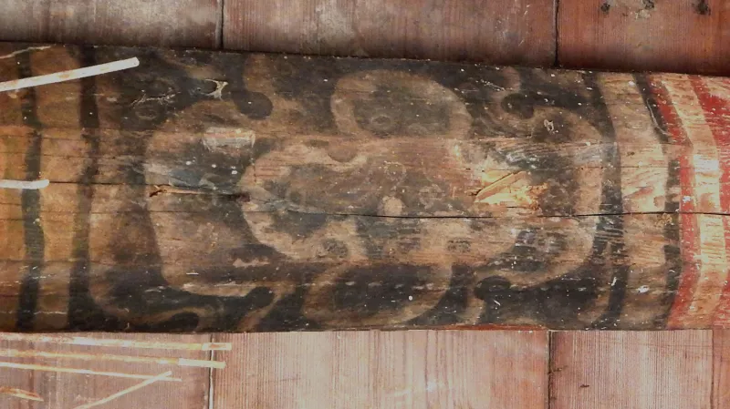 Objev středověkého stropu v klášteře klarisek v Českém Krumlově