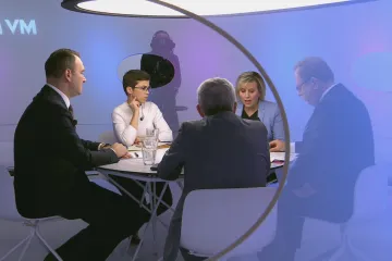 O korespondenční volbě jsme s opozicí připraveni jednat, řekl Benda v debatě čtyř poslanců