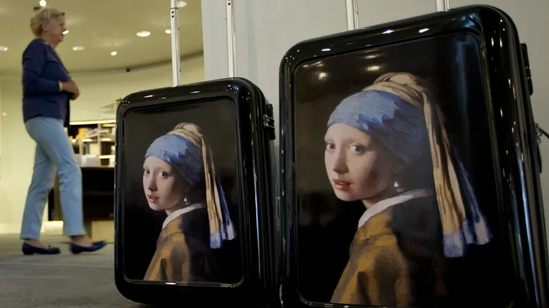 Dívku s perlou najdete téměř všude