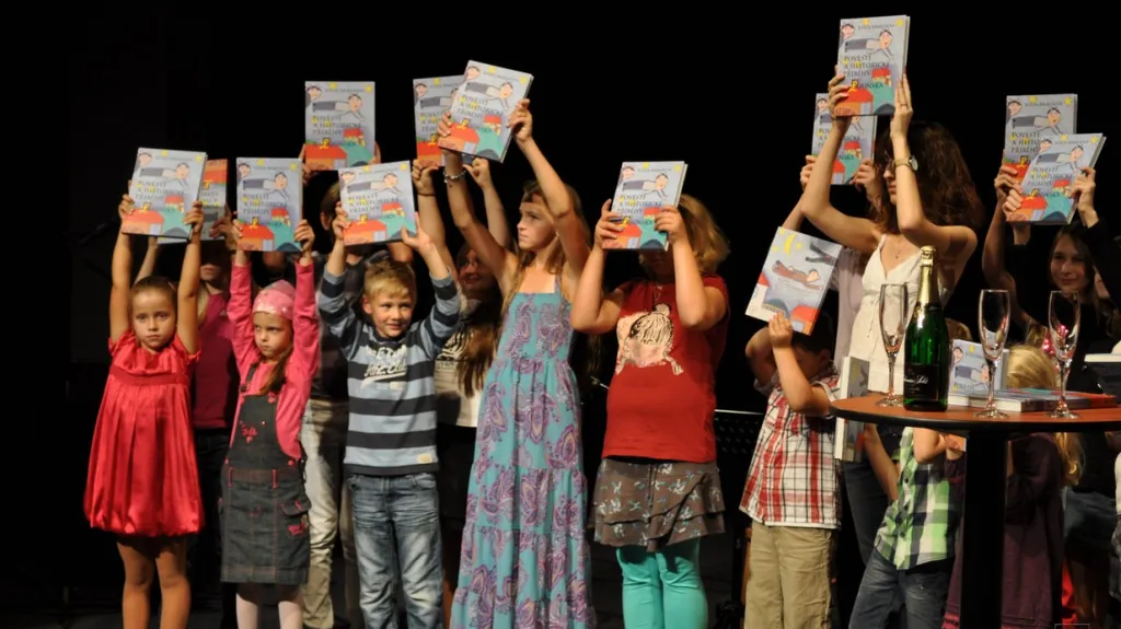 Z křestu knihy Květy Marešové