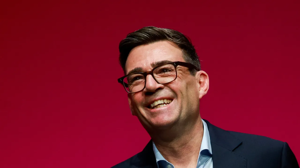 Burnham připouští možnost návratu Británie do EU