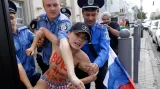 Na Ukrajině podpořily Navalného i feministky z hnutí Femen