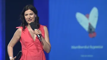 Literu za prózu a cenu Kniha roku obdržela Dora Kaprálová za knihu Mariborská hypnóza