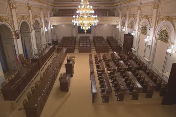 Poslanci projednají změnu zacílení zákona, jenž má pomáhat lidem v bytové nouzi