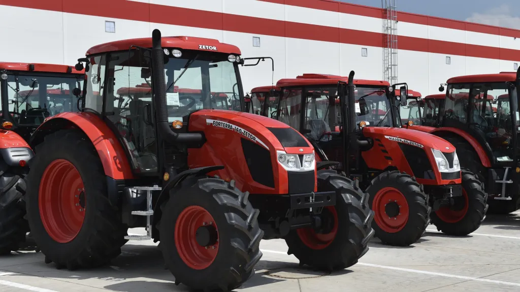 Traktory Zetor Mayor