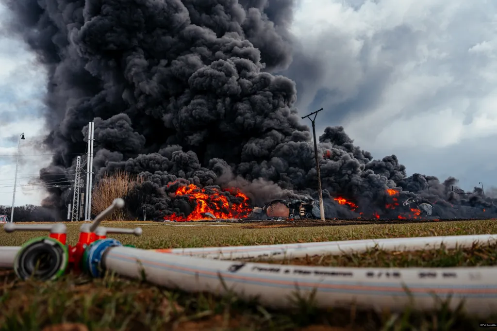 1. místo v kategorii Aktualita (Petr Andráško / Černý dech benzenu)