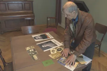 O dědečkovi se doma mlčelo. Vnuk pátrá ve Vladivostoku po bývalém legionáři