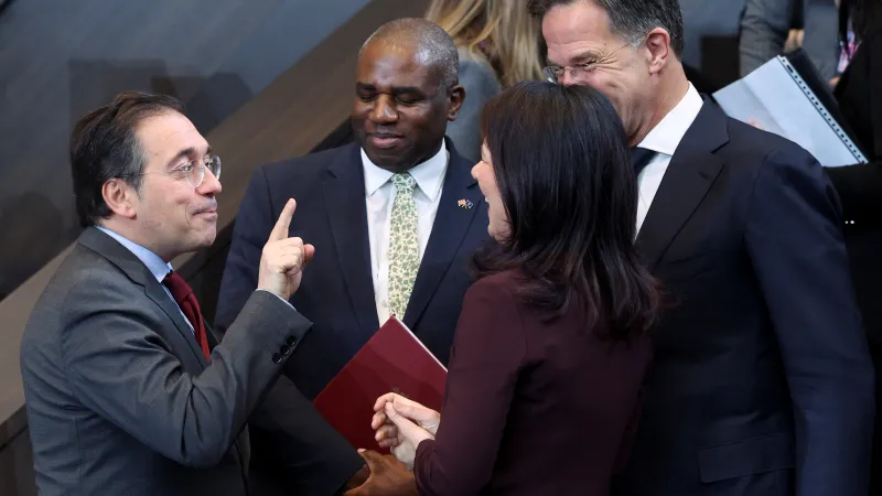 Jednání ministrů zahraničí NATO v Bruselu