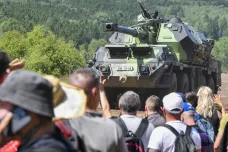 Bahna předvádí vojenskou techniku i ukázky akce