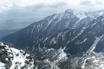 Tragický předposlední den roku v Tatrách – zahynulo pět lidí