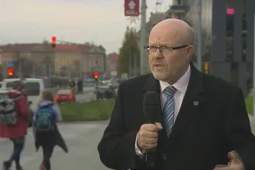 Dezinformační kampaně kolem očkování jsou útokem na demokracii, řekl Válek