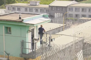 Odsouzené otce má od recidivy odradit Pappa program. Testují ho čtyři věznice