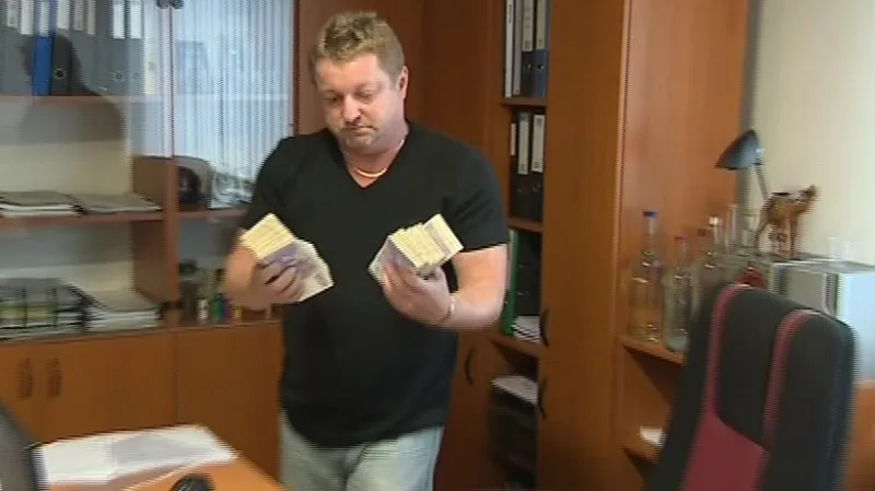 Jednatel likérky nabídl za dopadení pachatele milion