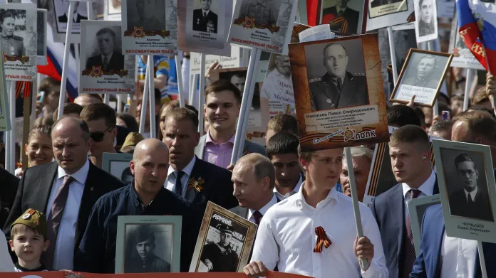 Pochod v centru Moskvy