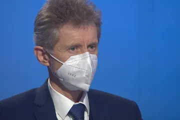 Potřebujeme akceschopnou vládu, říká Vystrčil. Shodit ji bez plánu, co dál, by bylo nezodpovědné