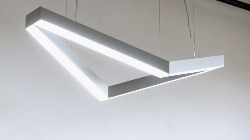 Petr Strejček / závěsné svítidlo Tauri