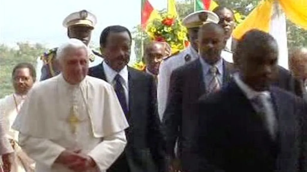 Papež Benedikt XVI. na africké cestě