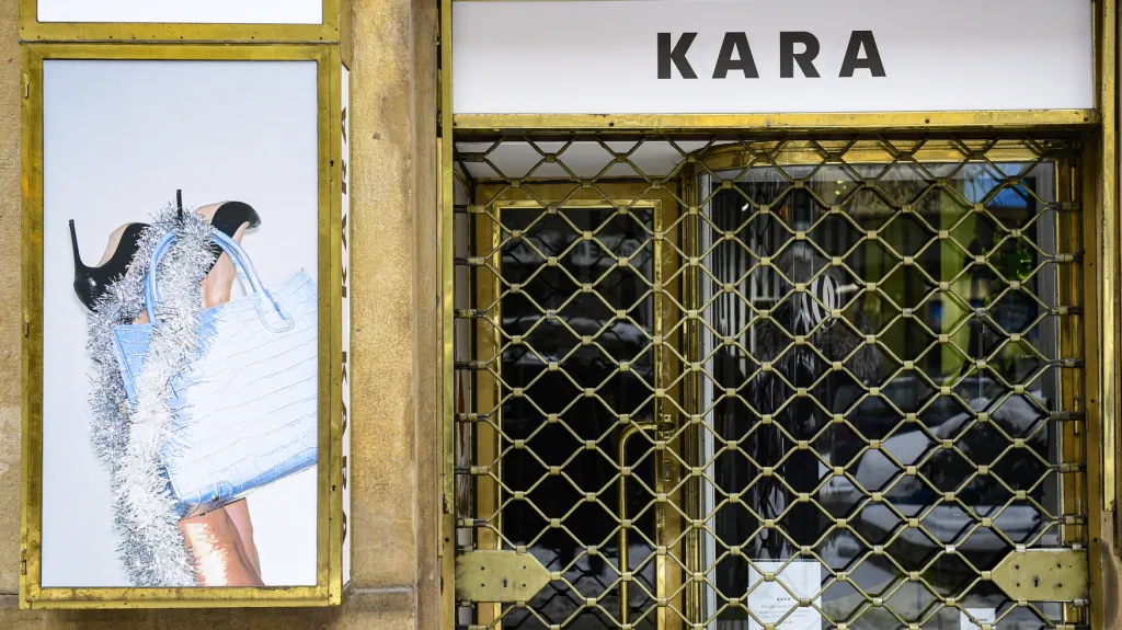 Prodejna firmy Kara na pražské Národní třídě