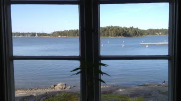 Voda je ve Finsku skoro všude. Často třeba se saunou na břehu. Ideální pro relax
