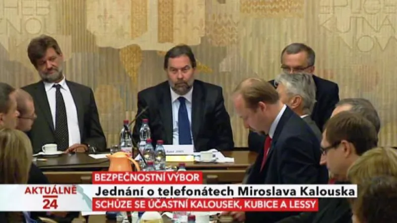 Jednání o telefonátech Lessyho a Kalouska