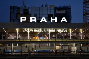 Stát by podle Babiše mohl uvést akcie pražského letiště na burzu v roce 2028