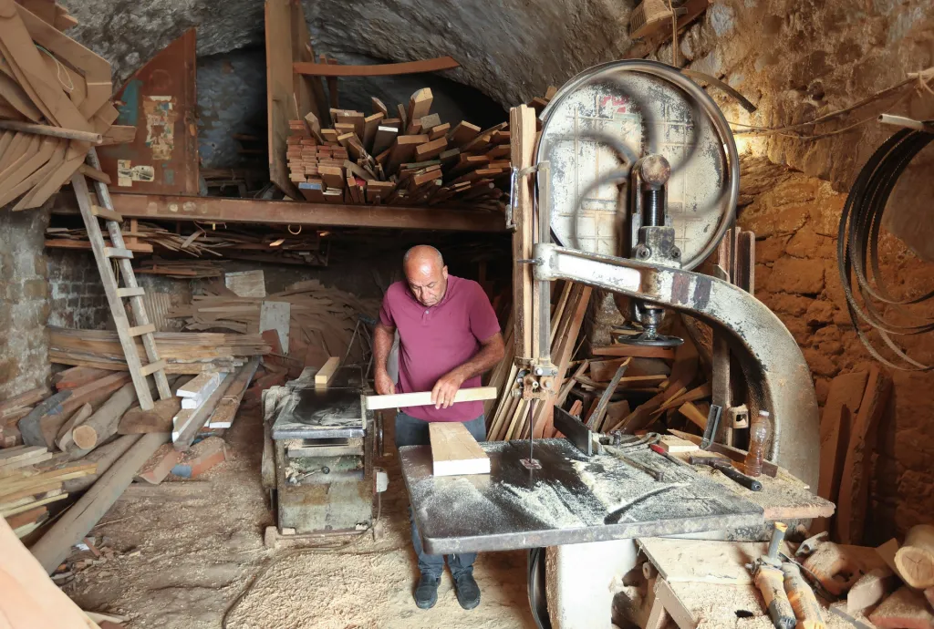 „Tohle řemeslo je dědictvím Týru“, věří Elias Barbour. „Nechceme s ním skončit.“