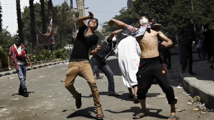 Protiamerické protesty v Egyptě