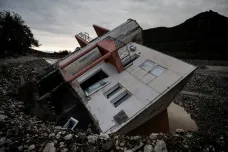 Řekové se stále vzpamatovávají ze záplav, úřady už varují před další bouří
