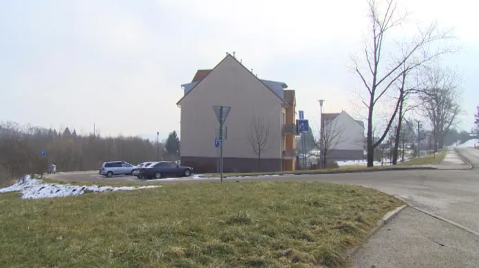 Na místě bývalého cvičiště v Českém Krumlově jsou dnes bytové domy