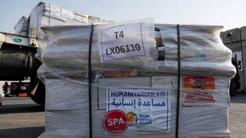 Humanitární pomoc na hranici s Pásmem Gazy