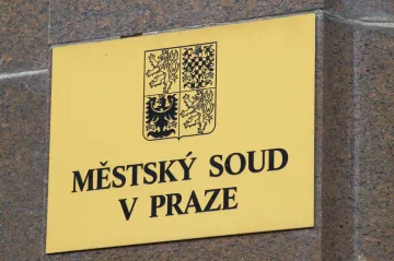 Odvolací soud zrušil Popelkovi podmínku za šíření poplašné zprávy, případ vrátil k novému projednání