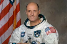 Zemřel Thomas Stafford. Astronaut , který v kosmu nabídl přátelskou ruku Sovětům